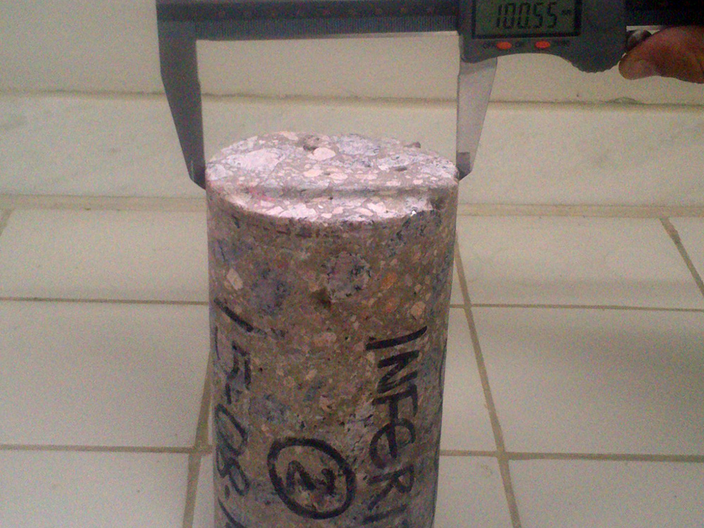 Avaliação de Corpo-de-Prova Extraído